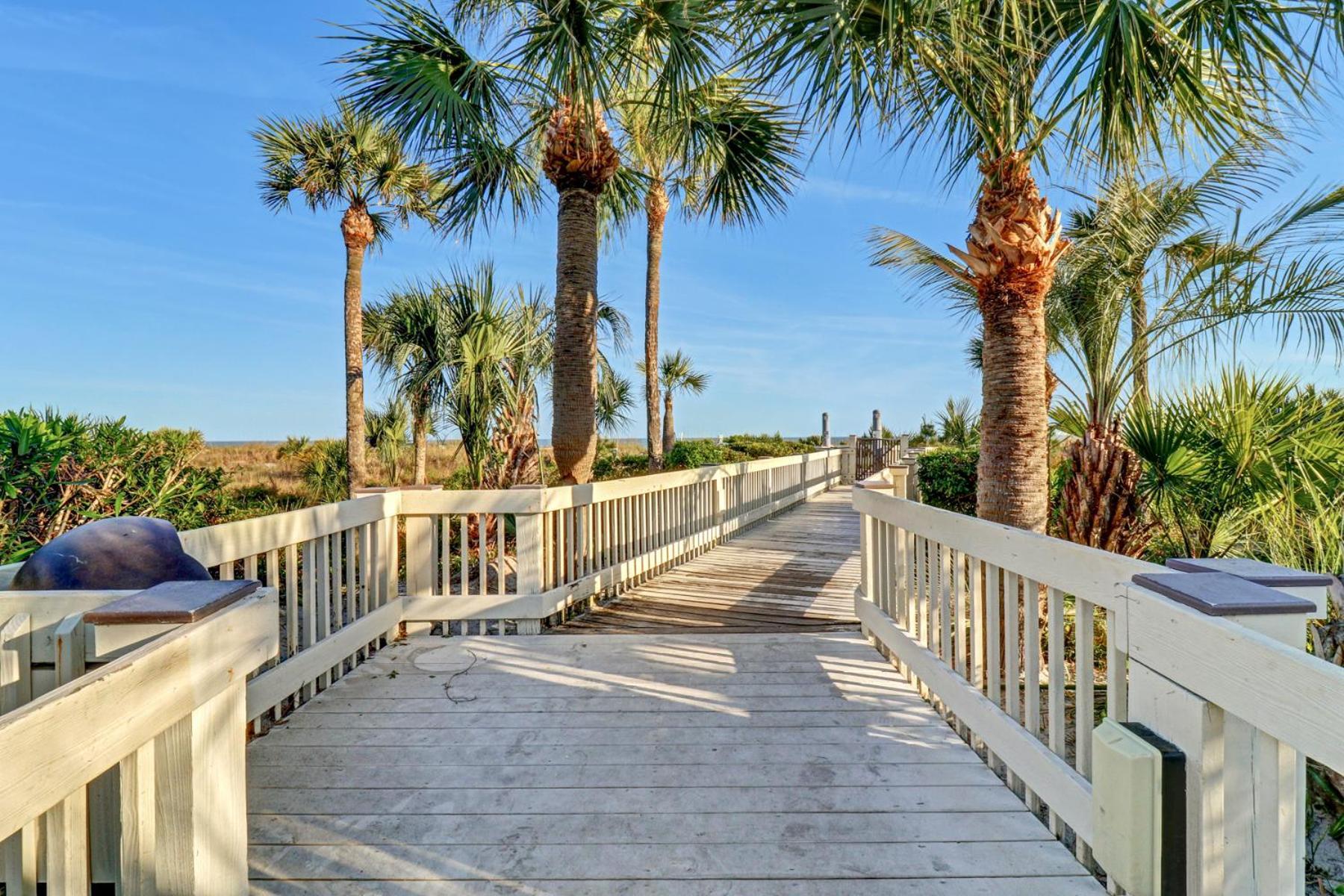 The Breakers #220 Beach Condo, Beautiful Ocean View At Coligny Beach, 4 N Forest Beach Drive Hilton Head, Walk To All Shops Restaurants, Renovated Jan 2024, Vacation Rental Hhi Llc 힐튼 헤드 아일랜드 외부 사진