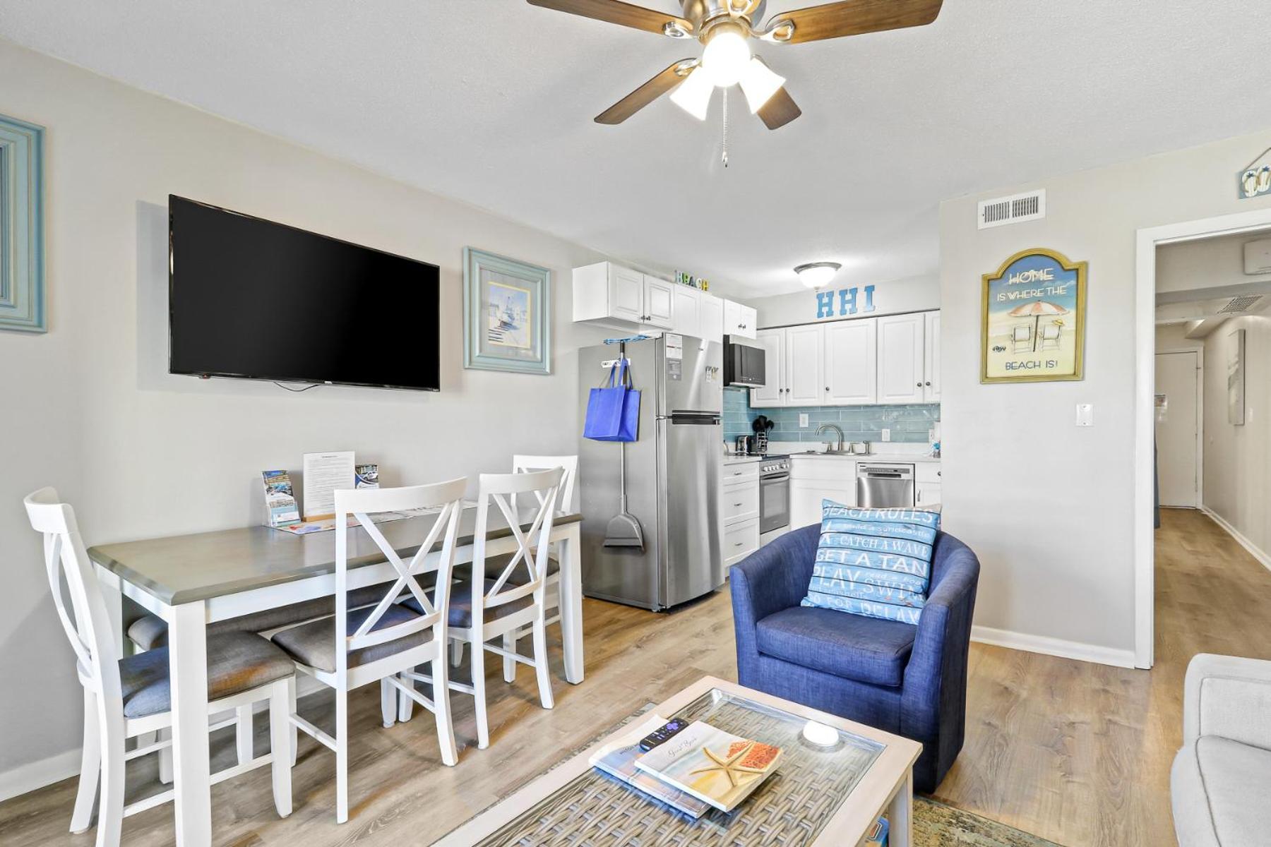 The Breakers #220 Beach Condo, Beautiful Ocean View At Coligny Beach, 4 N Forest Beach Drive Hilton Head, Walk To All Shops Restaurants, Renovated Jan 2024, Vacation Rental Hhi Llc 힐튼 헤드 아일랜드 외부 사진